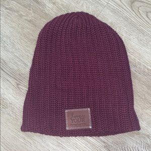 NEVER WORN Love Your Melon Beanie